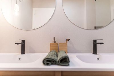 586034c76b8dae5a210c6698096fc55c