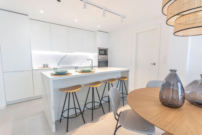 Image No.7-2 Bed Apartment for sale