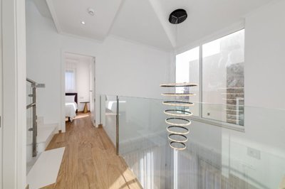 fe0c4a4058887a51aeb325e932e193a3