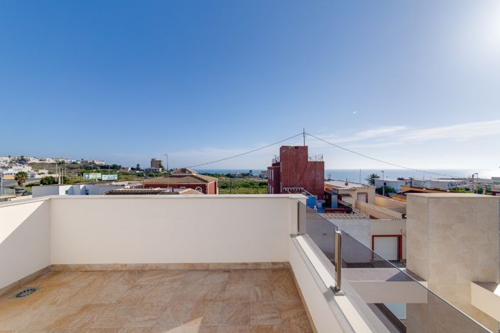 Image No.7-3 Bed Villa for sale