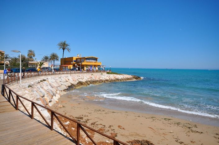 Image No.8-2 Bed Apartment for sale