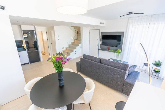 Image No.7-4 Bed Villa for sale