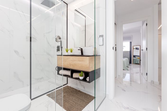 Image No.10-2 Bed Apartment for sale