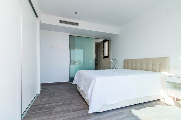 Image No.8-3 Bed Villa for sale