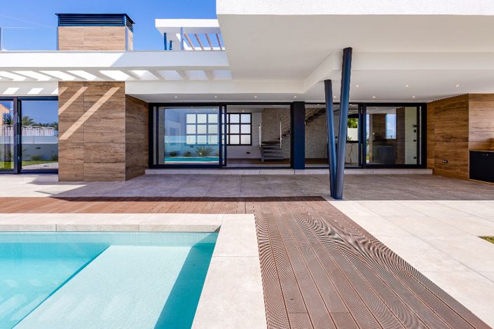 Image No.11-4 Bed Villa for sale