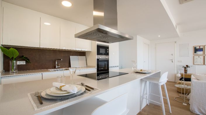 Image No.10-3 Bed Apartment for sale