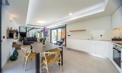 6a94d39f3039abc4554a2532a53cbfda