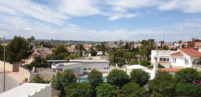 Image No.6-4 Bed Villa for sale