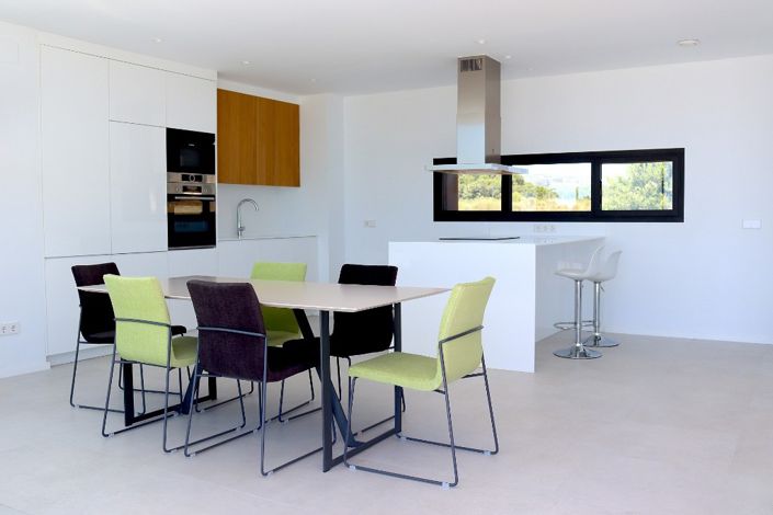 Image No.6-4 Bed Villa for sale