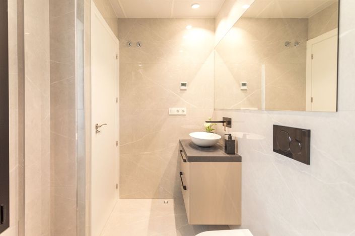 Image No.20-3 Bed Villa for sale