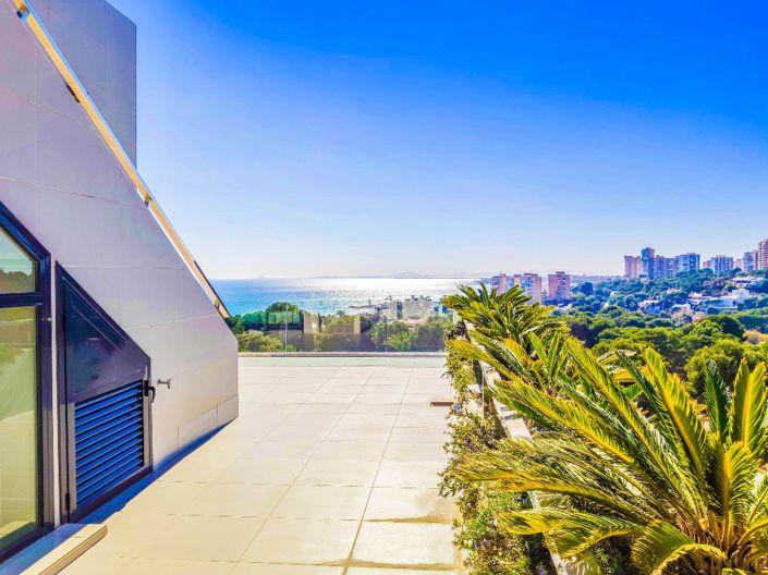 Image No.21-3 Bed Villa for sale