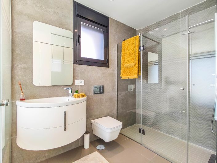 Image No.24-3 Bed Villa for sale