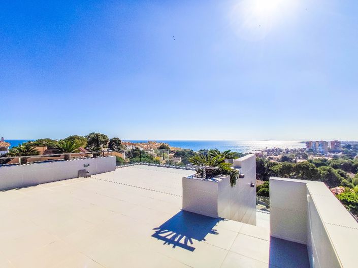 Image No.27-3 Bed Villa for sale