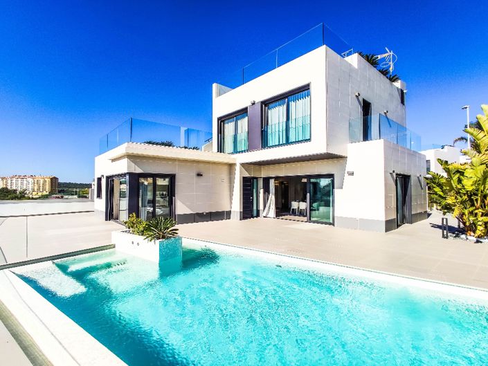 Image No.6-3 Bed Villa for sale