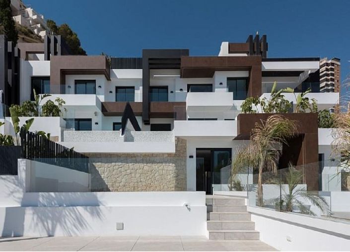 Image No.19-3 Bed Apartment for sale