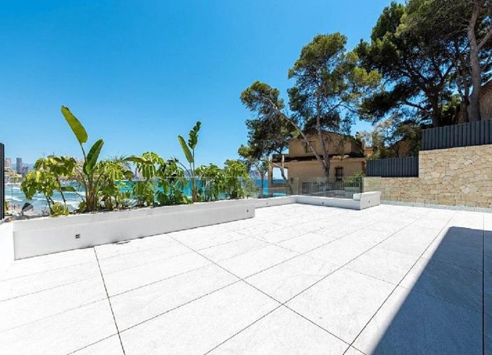 Image No.20-3 Bed Apartment for sale