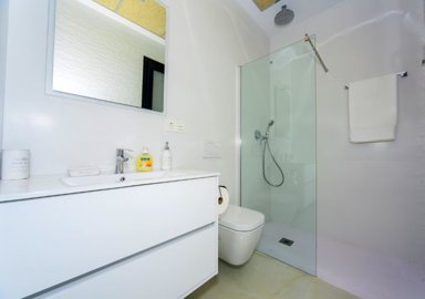 22206f813c6e0b4f294aad3672085221