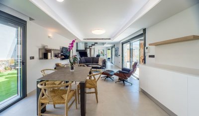 a125b384cec8331f22f8c633ccf42016