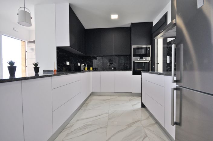 Image No.6-3 Bed Villa for sale