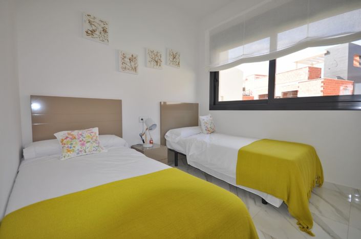 Image No.8-3 Bed Villa for sale