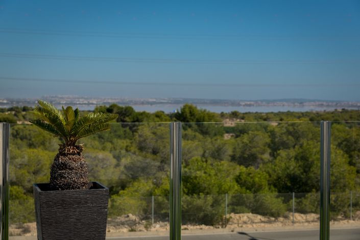 Image No.11-3 Bed Villa for sale