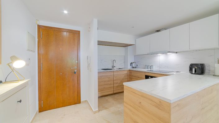 Image No.9-2 Bed Apartment for sale