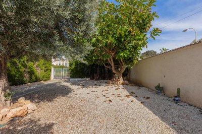 f0d86747f7942356f712cd6f93c5484f