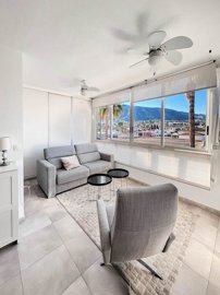 1ad2129b2bc00b132347f9cb851344ea