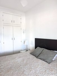 b7a8c06abdb1461512a0c33035bdd37b