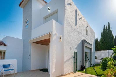 93b7fa44484fc4bca6d8dc918a168b29