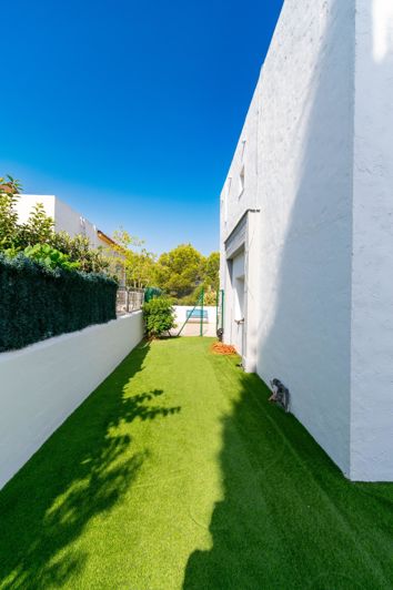 Image No.7-Villa de 4 chambres à vendre à L'Alfas del Pi