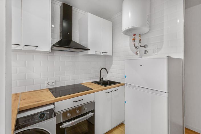 Image No.12-2 Bed Apartment for sale