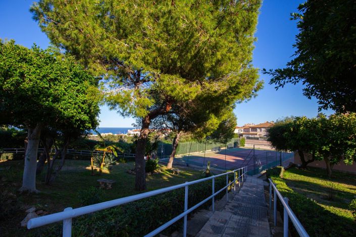 Image No.23-2 Bed Apartment for sale