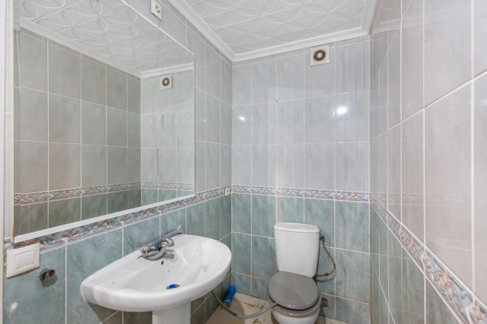 Image No.17-3 Bed Apartment for sale