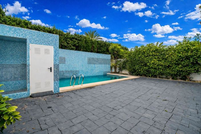 Image No.5-Villa de 4 chambres à vendre à L'Alfas del Pi