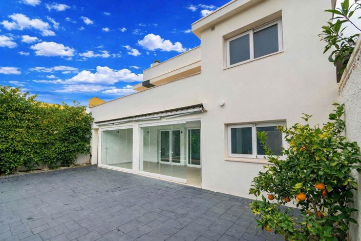 Image No.8-Villa de 4 chambres à vendre à L'Alfas del Pi