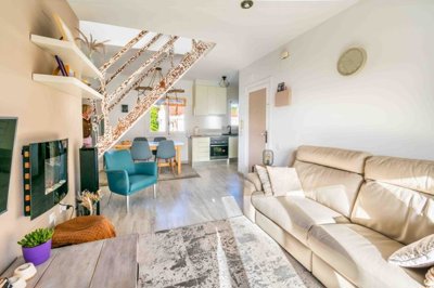 8c4ab2b6ff1afd906d1611662d01cb3d