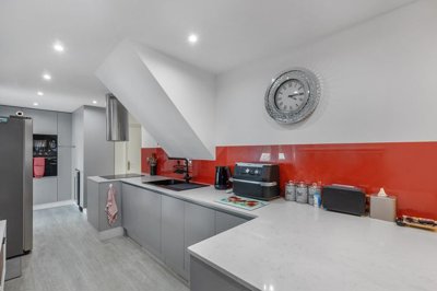 408037c9ee09a245f857b67aaffe168f