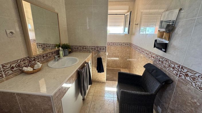 Image No.16-Villa de 6 chambres à vendre à Albatera