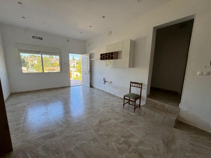 Image No.43-2 Bed Villa for sale