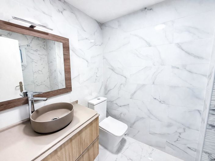 Image No.8-2 Bed Apartment for sale