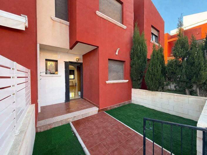 Image No.10-Villa de 2 chambres à vendre à Torrevieja