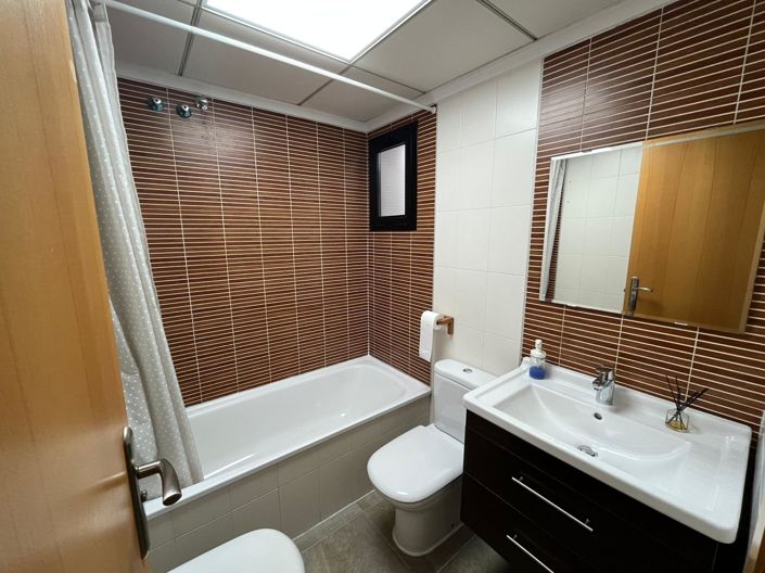 Image No.8-2 Bed Apartment for sale