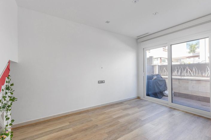 Image No.14-3 Bed Villa for sale