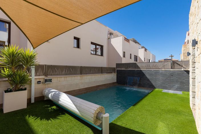 Image No.29-3 Bed Villa for sale