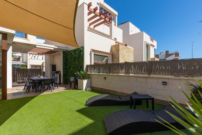 Image No.33-3 Bed Villa for sale