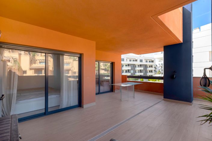 Image No.3-Appartement de 2 chambres à vendre à Orihuela Costa