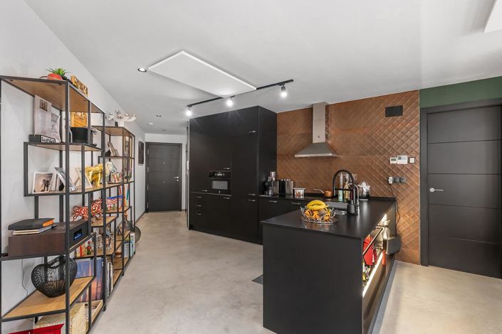 Image No.18-2 Bed Apartment for sale