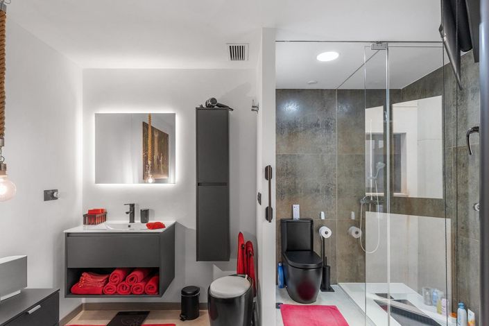 Image No.28-2 Bed Apartment for sale