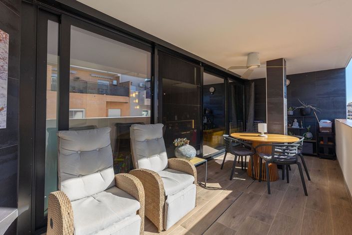 Image No.4-2 Bed Apartment for sale